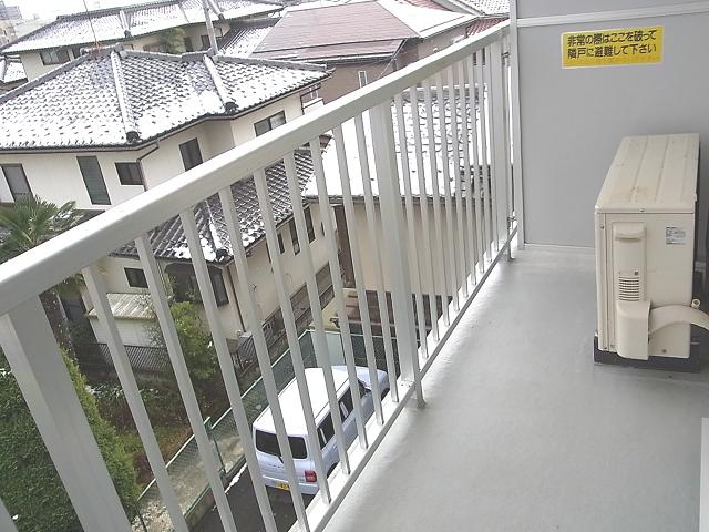 ラフォーレ本郷館 ベランダ