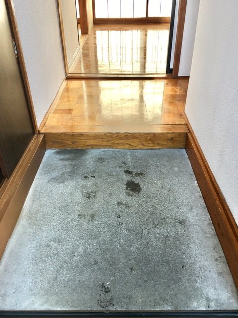 イースト・ワン 玄関