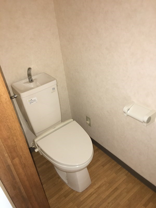 小林ビル トイレ