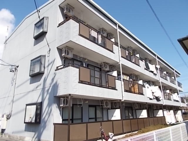 May三本柳  玄関