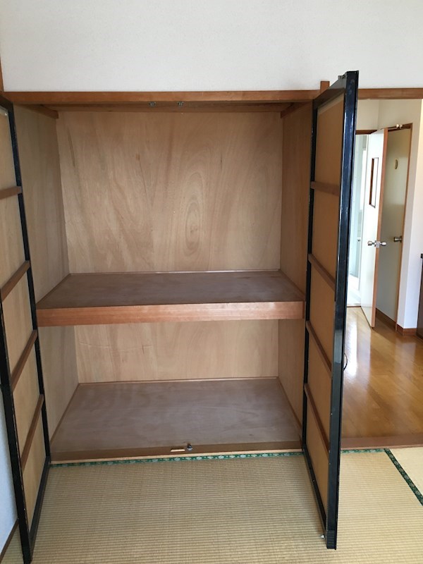 小柴見ハイツ 収納
