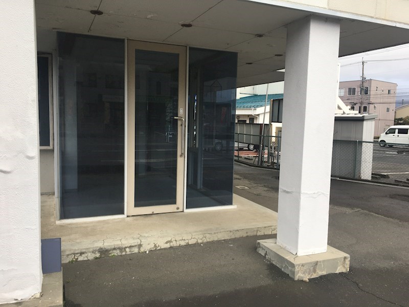 コーポ原　1階貸店舗 玄関