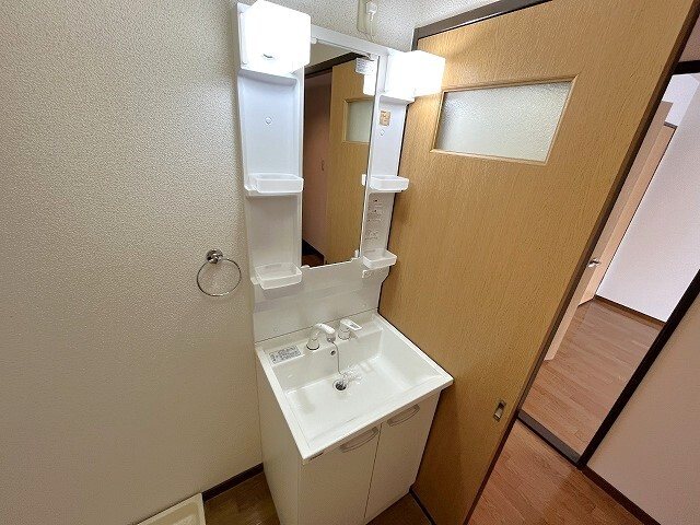 ストーク稲葉　A棟 洗面所