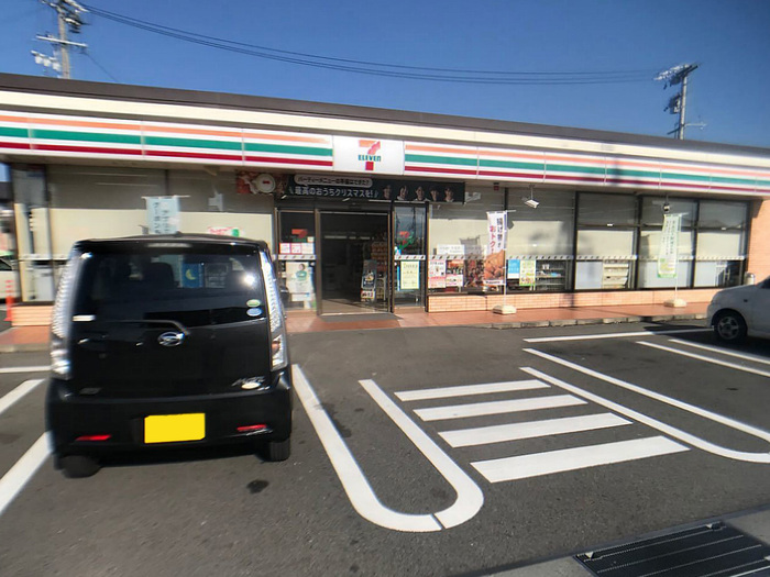 ストーク稲葉　A棟 コンビニ