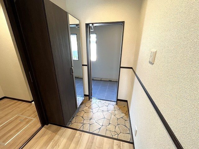 サン・フローラ南俣 玄関