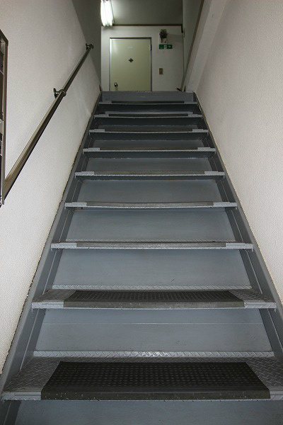 後町フラッツ ロビー