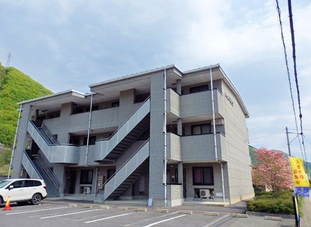 リンピアTOMO 外観
