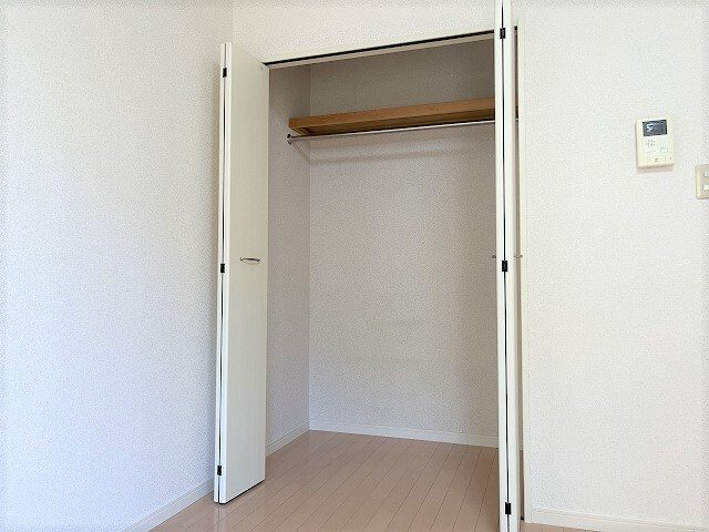 ラフィーネレゾンB棟 収納