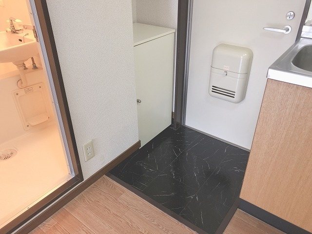 ストーク稲葉　B棟 玄関