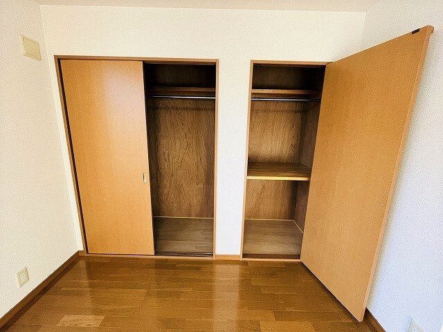 グランデール多田 収納