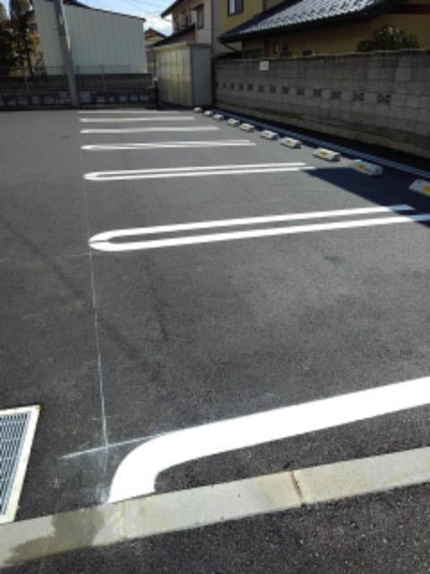 明和ハウス　未来館 駐車場