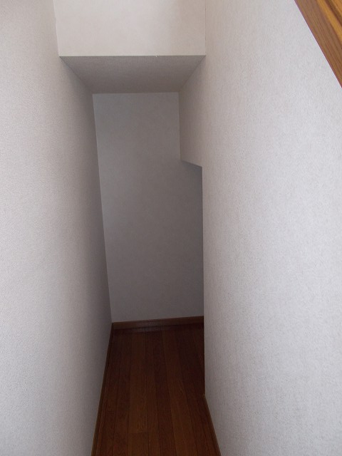 フォレスタ　Ａ その他