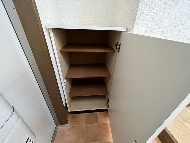 Surplus岡田 収納