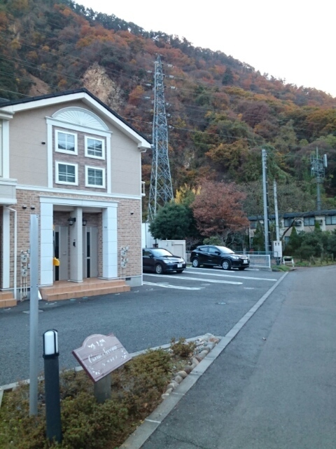 カーサセレノ 駐車場