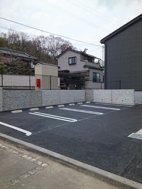 プリンシパール　滝 駐車場