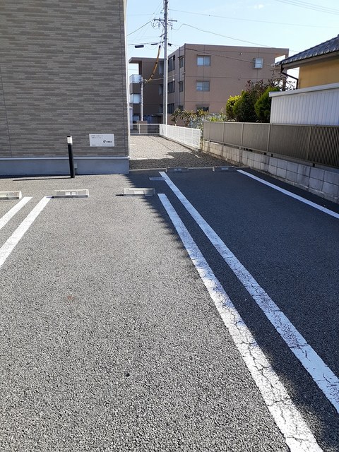 タッセル 駐車場