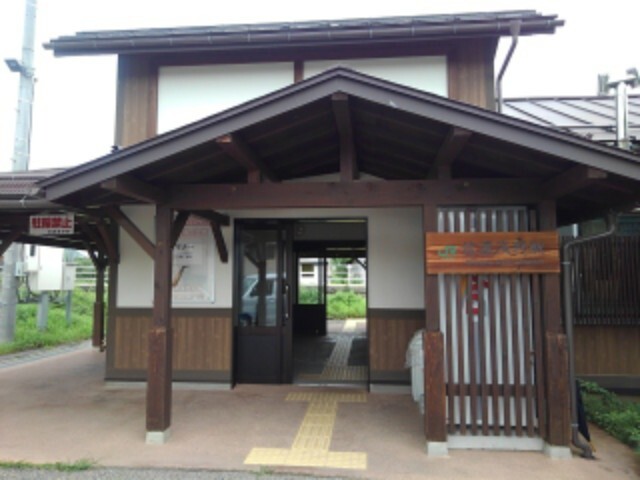 プレシャス・アイル その他