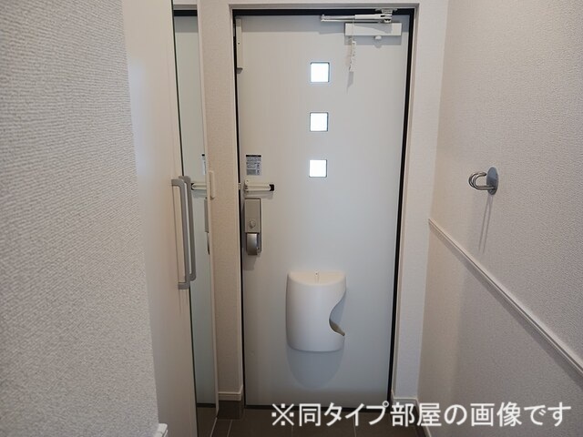 マグノリアコート　青木島 玄関