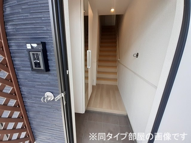 ルシエール 玄関