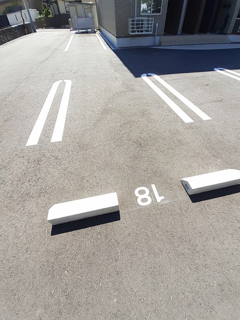 エクセルＢ 駐車場
