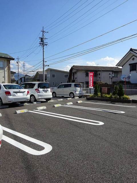 ジェルメ　Ⅰ 駐車場