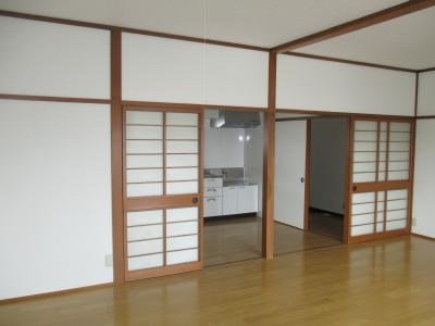斉藤アパート ベッドルーム