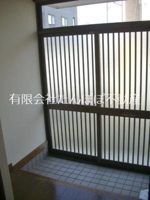 小原住宅　B 玄関
