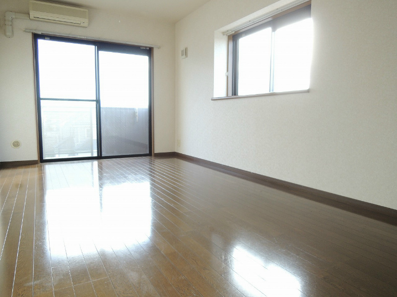 第3コーポレイトハウスセンチュリー リビング