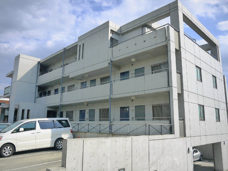 カフルイアパートメント 外観