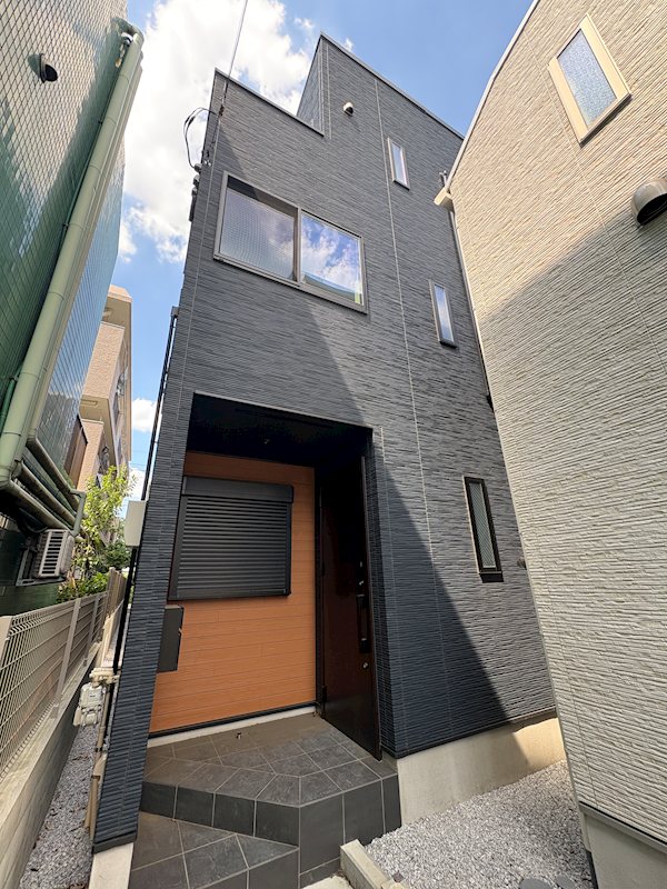 府中市美好町一丁目戸建 外観