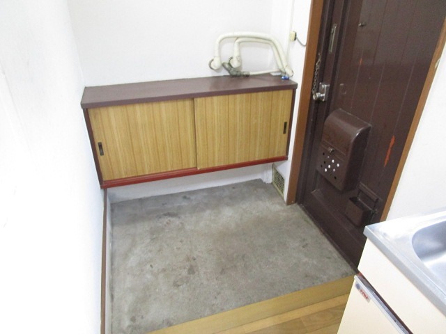 大串マンション 玄関