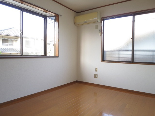 クリエートヴィレッヂ リビング