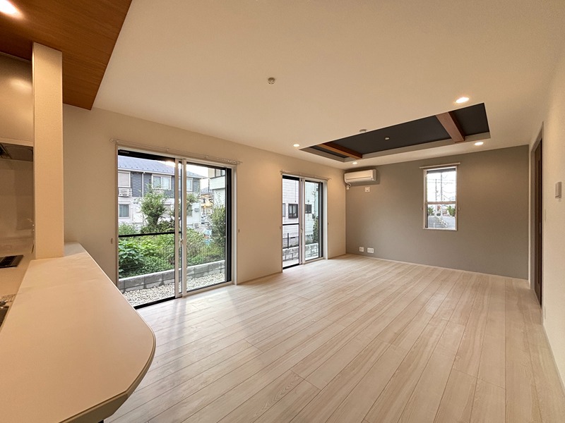 BLOOMING MAISON府中市押立町5号棟 リビング