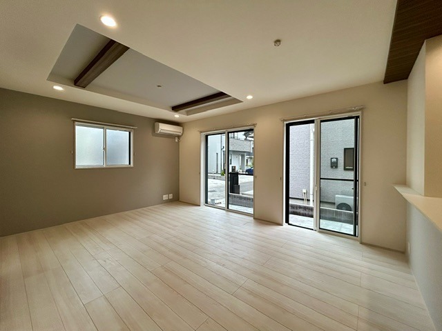 BLOOMING MAISON府中市押立町2号棟 リビング