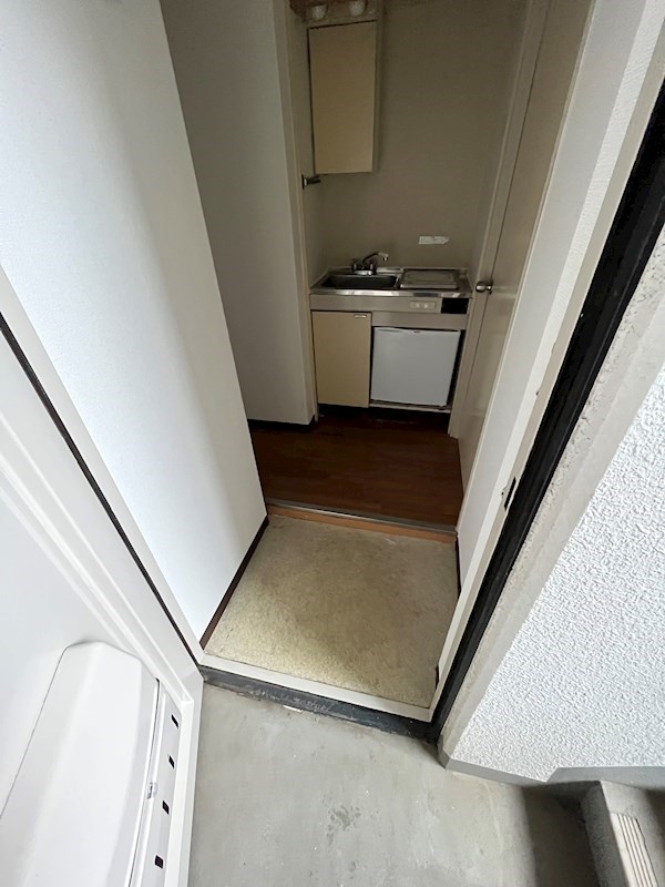 サンケンパレス府中宮西パート3 玄関