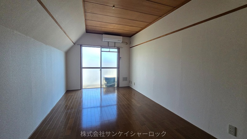 ユースハイム ベッドルーム