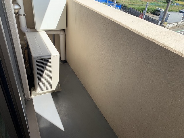 リヤン ベランダ