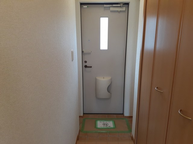 カーサ　アモローザ 玄関