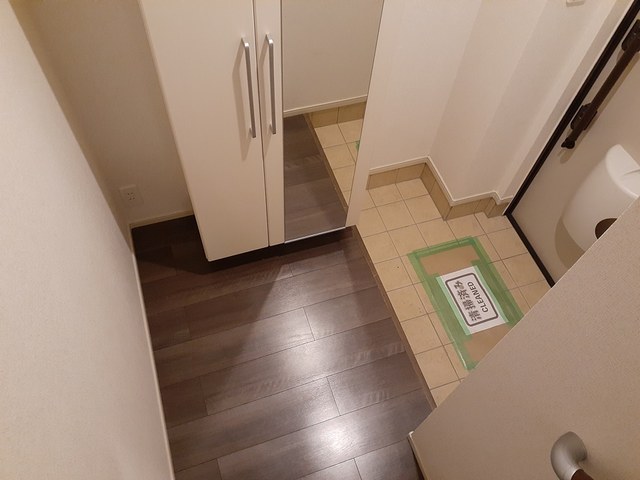 カーサ　シリエージョ 玄関