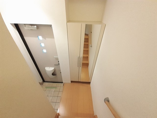 アストライア 玄関