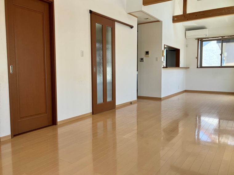 日吉町戸建 リビング