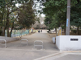 東京都武蔵村山市神明２丁目 公園