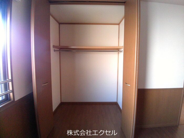 クレセント1 収納