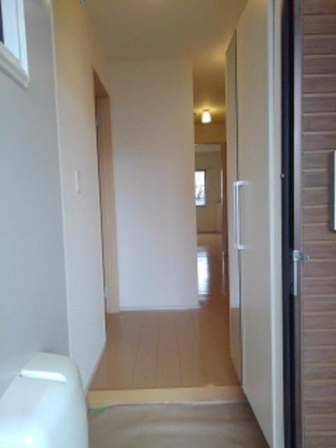 グランソレイユ 玄関