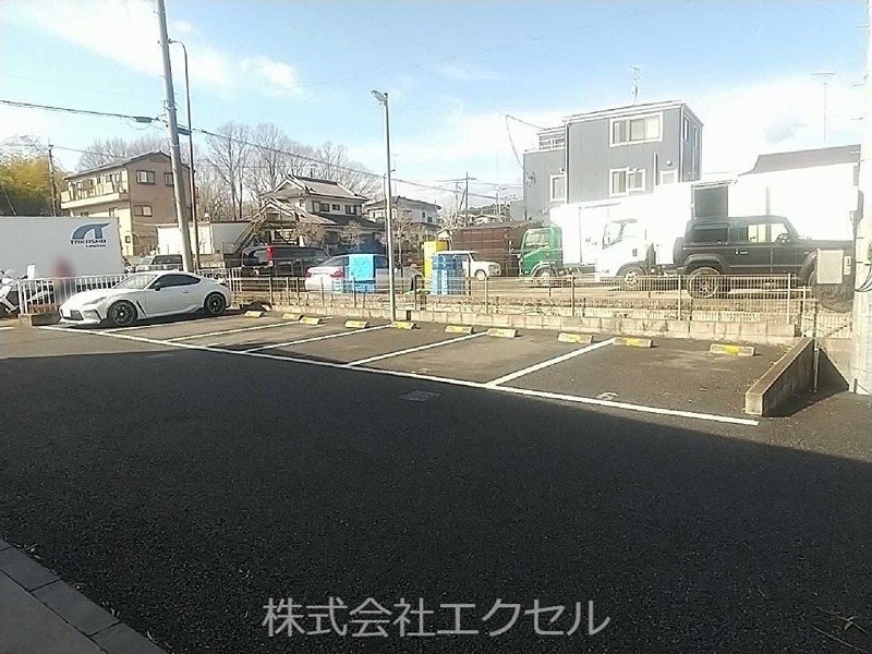 クレイノＴヴィルヌーブ6 駐車場