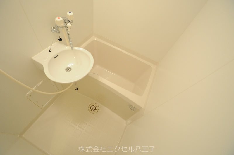 レオパレスレオパオラ 風呂画像