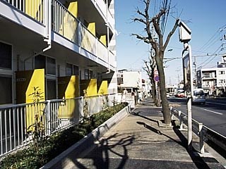 レオパレスレオパオラ ベランダ