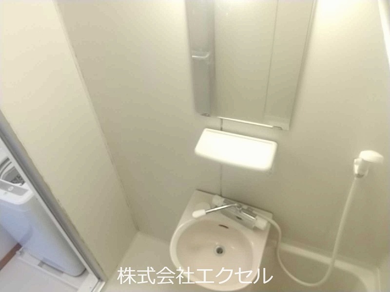 レオパレスHSIRIVER 洗面所