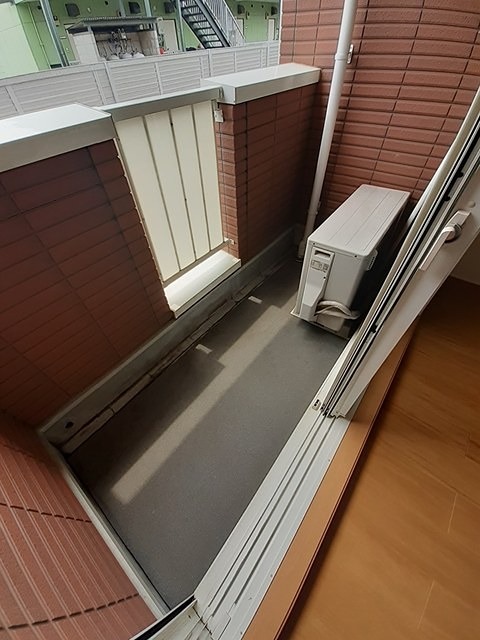 ラリーヴァメゾン久米川 ベランダ