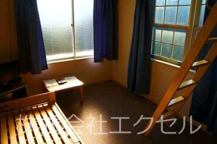 レオパレスグリーンヒルズ上水本町 リビング